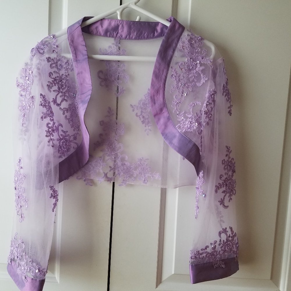 Lace Taffeta Tulle Special Occasion Wrap  (NWOT)